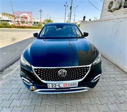 MG HS